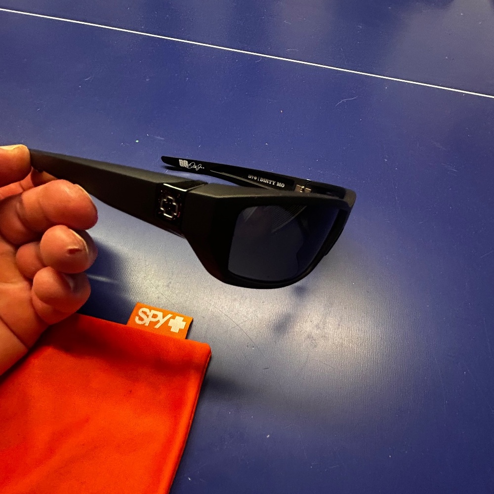 Spy sunglasses “dirtyNo” version brand new.
